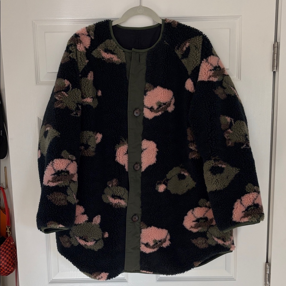 Bellerose Black Olive and Pink Floral Reversible Quilted Teddy Jacket - Picture 7 of 10